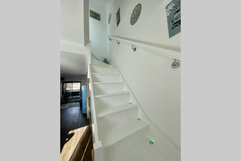 شقة Duplex Avec Jacuzzi Vue Imprenable Sur La Baie De ويسانت المظهر الخارجي الصورة